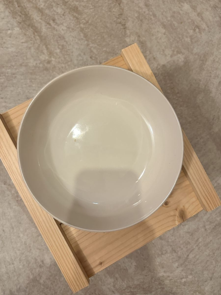 夜ごはんも完食。お皿、ツルツル。