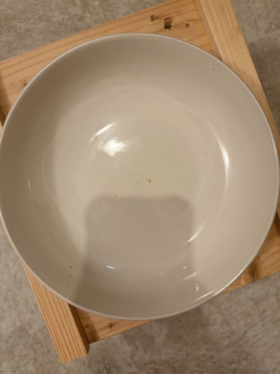 夜ごはんはお腹ぺこぺこで完食。お皿ピカピカ。